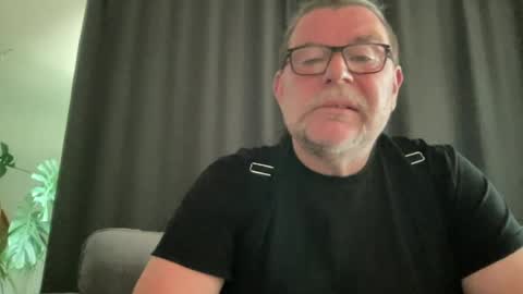 BlIdoL online show from 06/18/26, 08:58