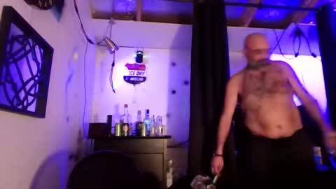 Snapshot of bloki123 chatting on 03/31/26, 08:48 lo que nunca olvidaras online show from 03/31/26, 08:48