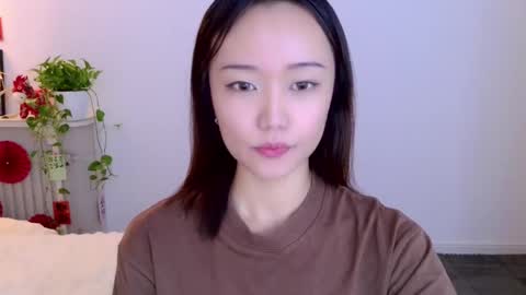 Snapshot of blon_kater chatting on 04/18/26, 03:43 YoYo online show from 04/18/26, 03:43