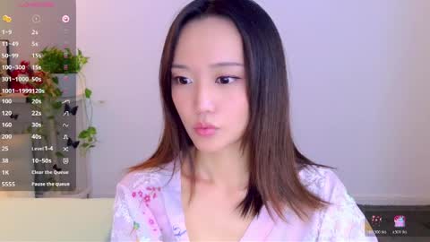 Snapshot of blon_kater chatting on 05/02/26, 05:56 YoYo online show from 05/02/26, 05:56