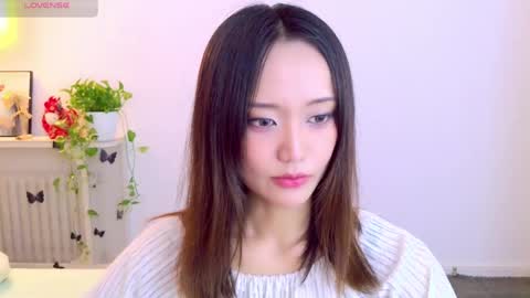 Snapshot of blon_kater chatting on 05/12/26, 04:53 YoYo online show from 05/12/26, 04:53