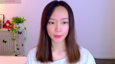 Snapshot of blon_kater chatting on 05/21/26, 07:04 YoYo online show from 05/21/26, 07:04