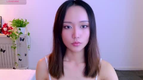 Snapshot of blon_kater chatting on 05/27/26, 07:38 YoYo online show from 05/27/26, 07:38