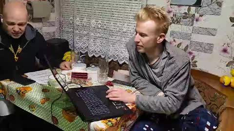 Snapshot of blond_boy69 chatting on 04/15/26, 06:59 blond_boy69 online show from 04/15/26, 06:59