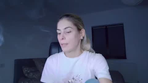 Snapshot of blonde4pasion chatting on 12/01/24, 07:36 blonde4pasion online show from 12/01/24, 07:36