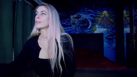 Snapshot of blonde4pasion chatting on 03/07/25, 08:11 blonde4pasion online show from 03/07/25, 08:11