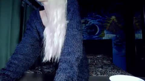 Snapshot of blonde4pasion chatting on 11/01/25, 09:39 blonde4pasion online show from 11/01/25, 09:39