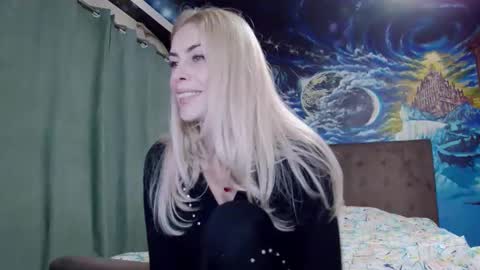 Snapshot of blonde4pasion chatting on 11/22/25, 04:50 blonde4pasion online show from 11/22/25, 04:50