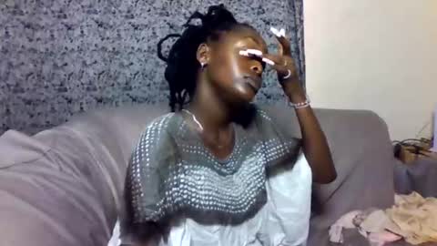 blonde_barby online show from 12/18/25, 09:26