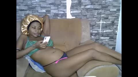 blonde_creamy online show from 05/19/26, 03:35