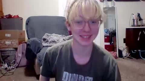 Katie online show from 01/06/25, 02:36