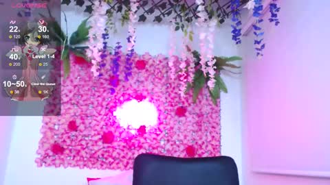 blonde_squirt_ online show from 02/21/25, 12:49