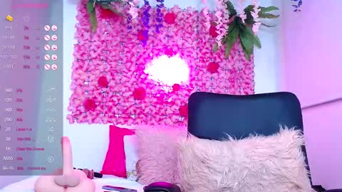 blonde_squirt_ online show from 03/11/25, 04:21