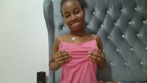 Snapshot of blondebarbiey chatting on 02/12/26, 11:05 blonde online show from 02/12/26, 11:05