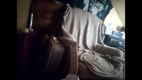 Snapshot of blondebellaaa3 chatting on 03/09/25, 02:10 Gia online show from 03/09/25, 02:10