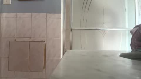 Snapshot of blondebellaaa3 chatting on 02/02/26, 05:11 Gia online show from 02/02/26, 05:11