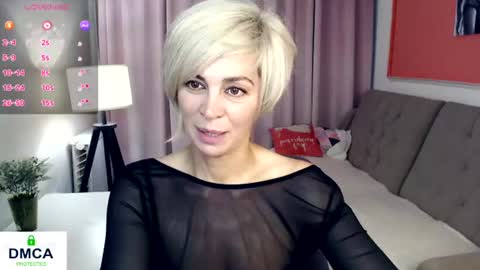 Snapshot of blondemommy_77 chatting on 07/24/26, 04:05 Lola online show from 07/24/26, 04:05