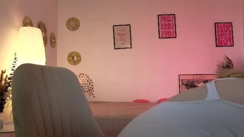 Mommy online show from 06/21/26, 07:22