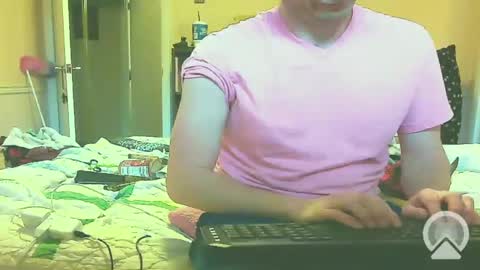 Snapshot of blondieblu89 chatting on 02/16/25, 10:32 First Time College Boy online show from 02/16/25, 10:32