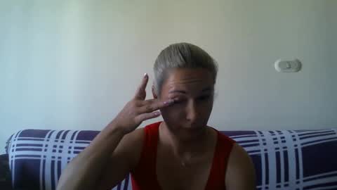 Snapshot of blondiepam23 chatting on 01/11/25, 10:08 BlondiePam online show from 01/11/25, 10:08