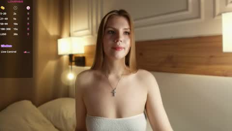 Snapshot of blondoll chatting on 03/19/26, 01:20 blondoll online show from 03/19/26, 01:20