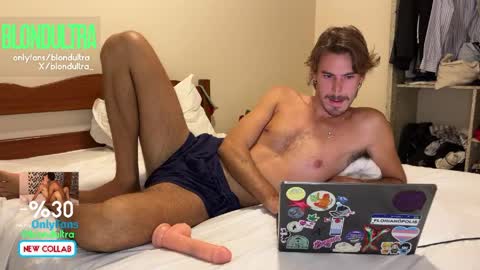 Snapshot of blondultra chatting on 05/08/26, 06:57 blondultra online show from 05/08/26, 06:57