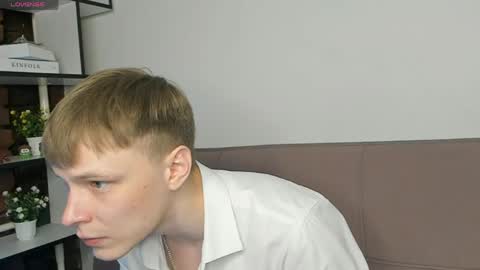 Snapshot of blondvibe chatting on 04/23/26, 09:06 Alik online show from 04/23/26, 09:06
