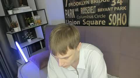 Snapshot of blondvibe chatting on 05/17/26, 09:11 Alik online show from 05/17/26, 09:11