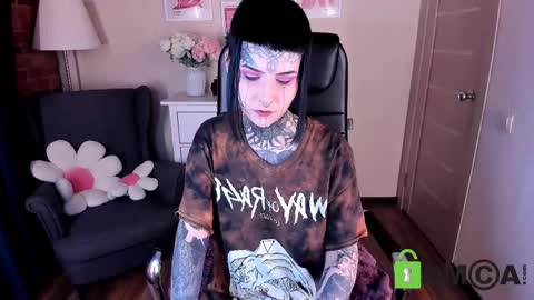 Mary online show from 05/10/26, 08:36
