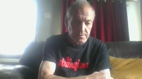 Snapshot of bloody52 chatting on 05/18/26, 08:53 bloody52 online show from 05/18/26, 08:53
