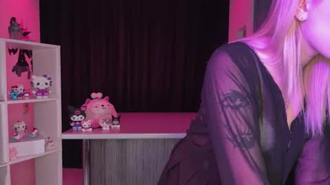 Snapshot of bloodybby chatting on 03/10/26, 11:32 dear eva 3 online show from 03/10/26, 11:32