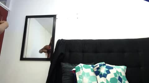 Snapshot of bloom_bbc chatting on 01/06/26, 08:01 bloom_bbc online show from 01/06/26, 08:01