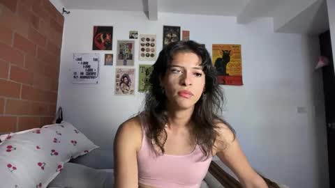 Bella Bloom ts online show from 10/14/25, 03:51