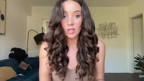 Emma Bloom online show from 11/07/25, 09:59