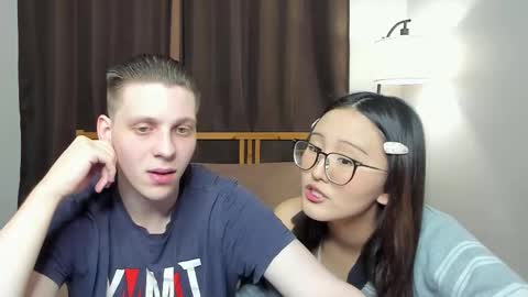 Snapshot of blossomandbee chatting on 02/07/26, 05:05 Sasha and Maria online show from 02/07/26, 05:05