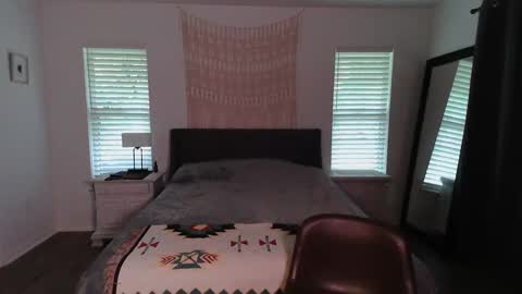 Snapshot of blowjobboss chatting on 09/23/25, 05:27 Sarah Zee online show from 09/23/25, 05:27