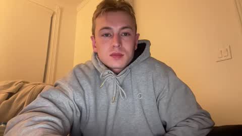 Snapshot of blue10sethut chatting on 11/11/25, 04:23 blue10sethut online show from 11/11/25, 04:23