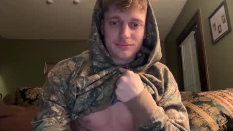 Snapshot of blue_eyed_beau chatting on 02/07/26, 03:54 Beau online show from 02/07/26, 03:54