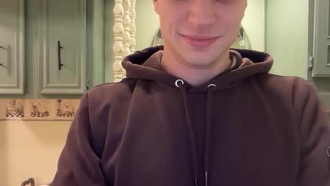 Snapshot of blue_eyed_beau chatting on 02/22/26, 05:19 Beau online show from 02/22/26, 05:19