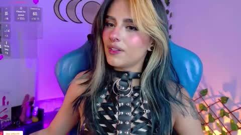 blue_kittenn online show from 09/11/25, 09:26