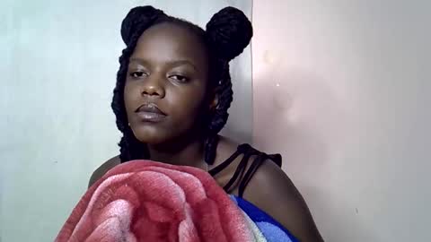 blue_savagee online show from 10/29/25, 06:42