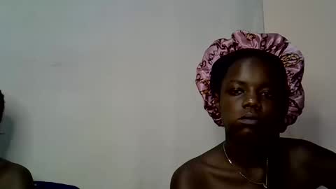 blue_savagee online show from 10/30/25, 06:52