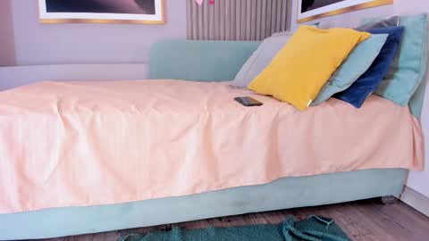 blue_sixx online show from 01/18/26, 01:59