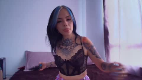 Alice bleu for friends  online show from 12/21/25, 05:53