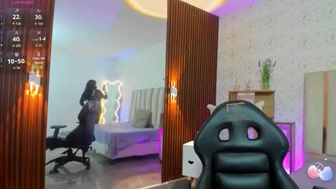 Snapshot of blue_tay1 chatting on 09/25/25, 11:58 blue_tay1 online show from 09/25/25, 11:58