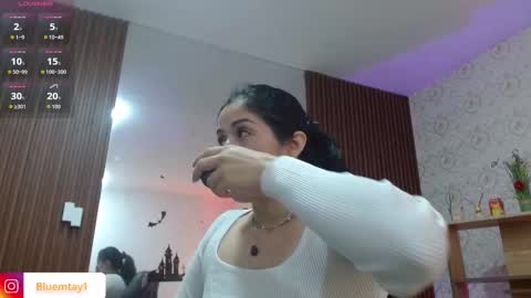 Snapshot of blue_tay1 chatting on 11/03/25, 12:06 blue_tay1 online show from 11/03/25, 12:06