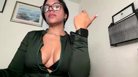 Snapshot of blueaby1 chatting on 02/11/26, 02:55 blueaby1 online show from 02/11/26, 02:55