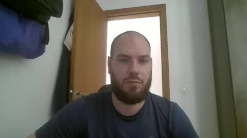 Snapshot of bluec2c chatting on 03/06/25, 06:05 Blue online show from 03/06/25, 06:05