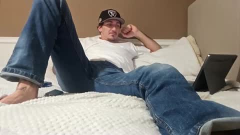 Snapshot of bluecollarfck chatting on 12/05/24, 02:53 Dominick Wyte online show from 12/05/24, 02:53