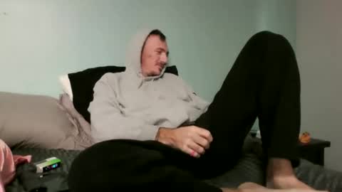 Snapshot of bluecollarfck chatting on 11/18/25, 05:28 Dominick Wyte online show from 11/18/25, 05:28